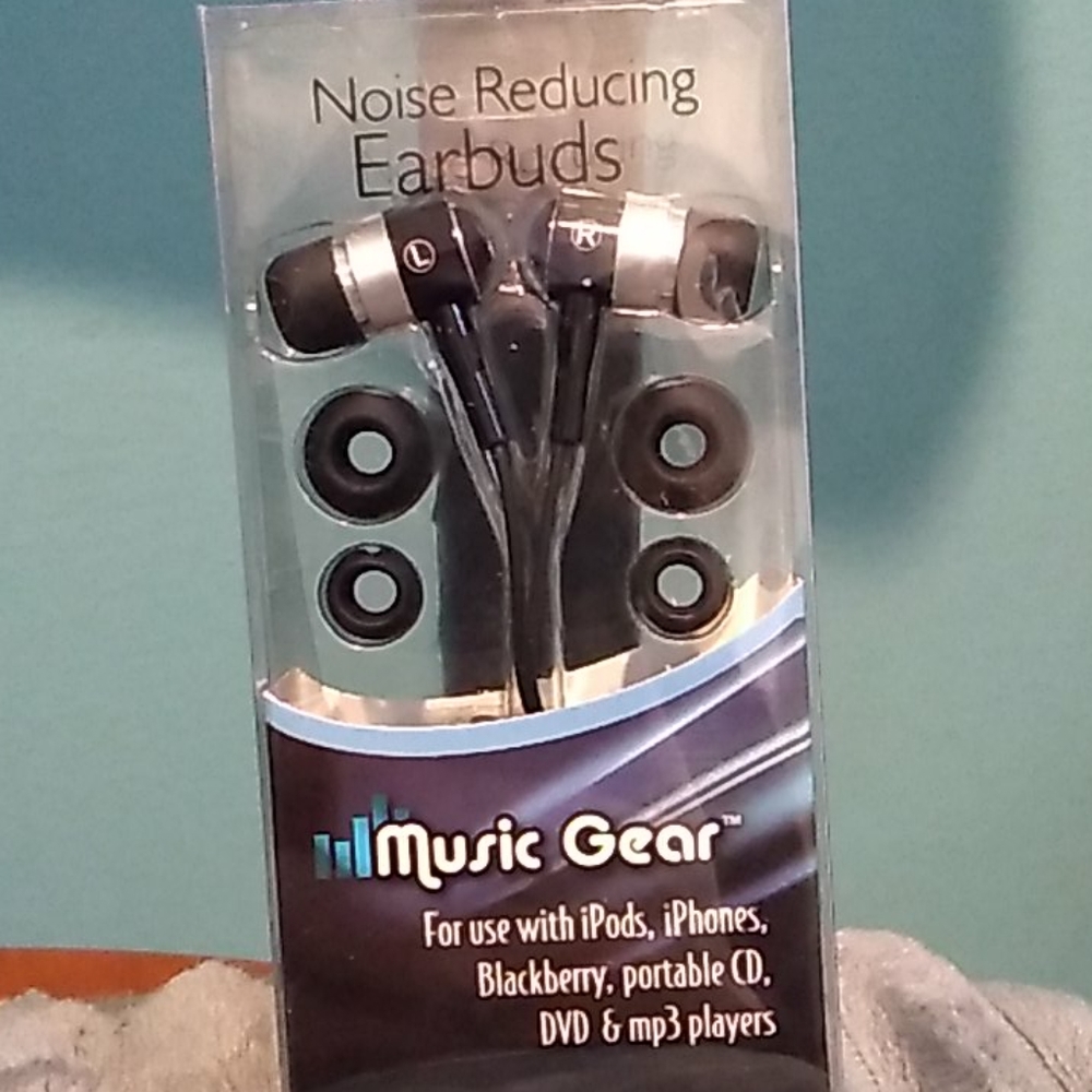 New Music gear earbuds - Picture 1 of 5